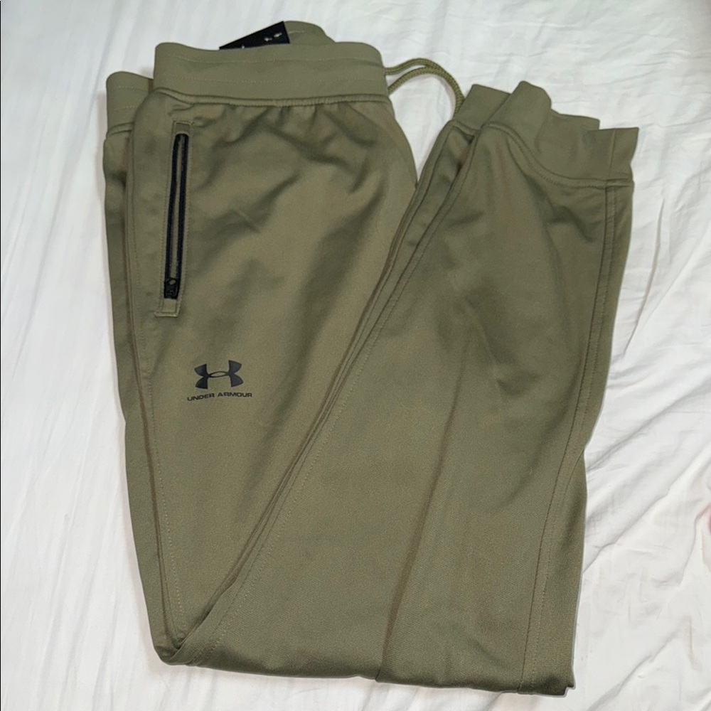 Under Armour Men's Olive Jogger Pants
